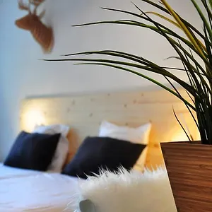 Beez Hotell